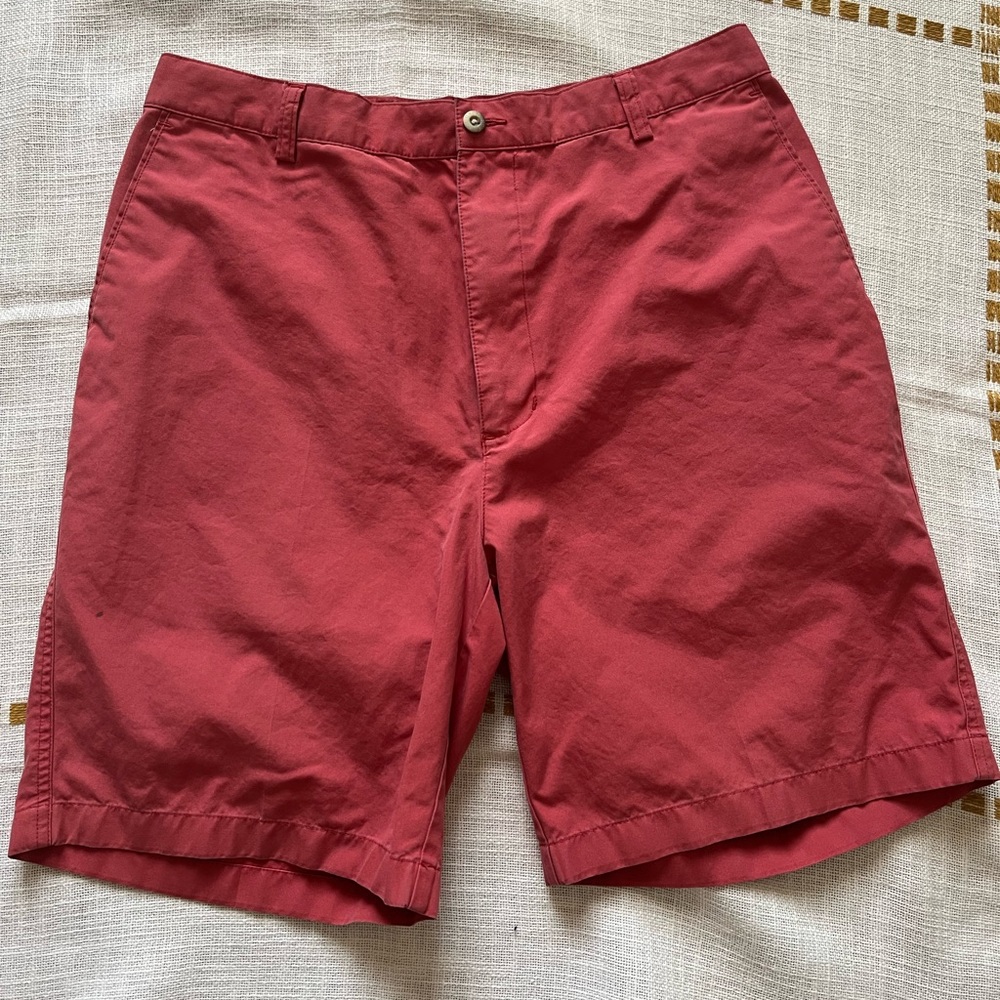 Vintage coral men’s shorts